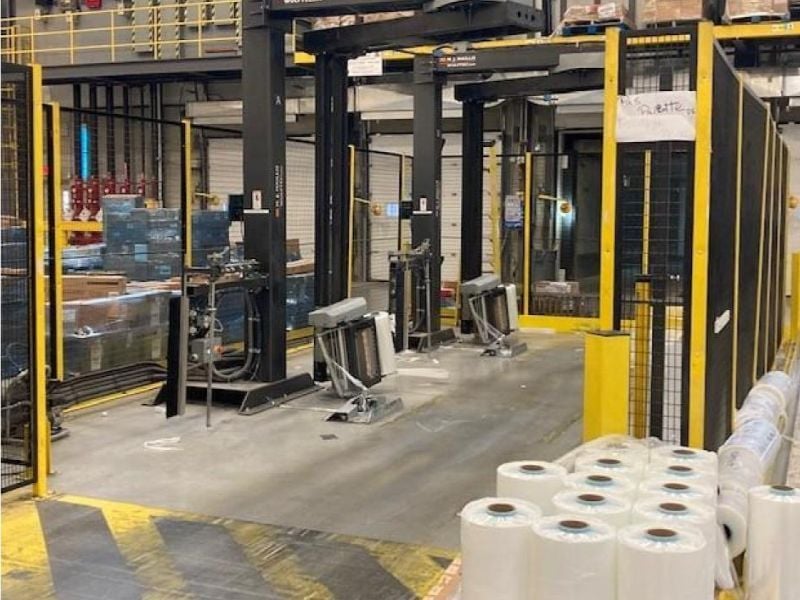 Mise en place de robots sur rails par STIM et Premier Tech dans un centre de distribution moderne