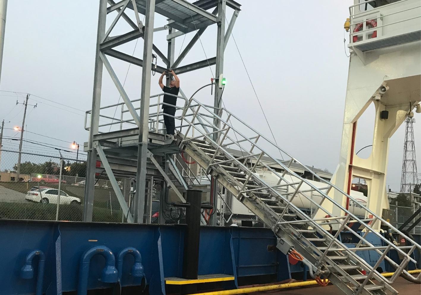 Design, manufacture and installation of a pedestrian bridge